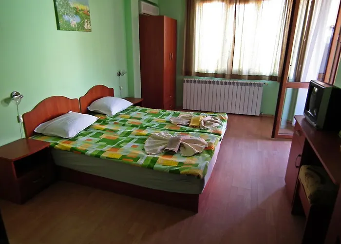 Olimpiya Гостевой дом 4*